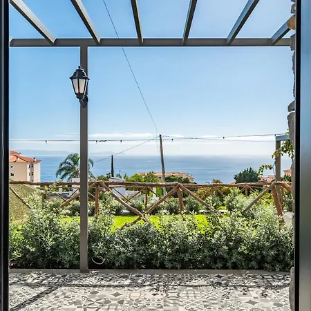 Ocean View בית נופש *