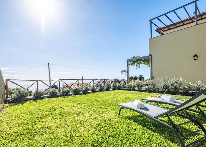 Ocean View 度假居 *