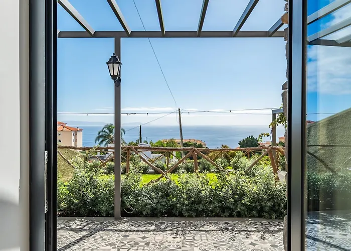 Ocean View 度假居 *